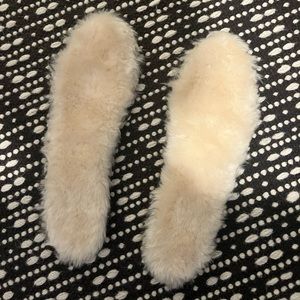 UGG NWOT lamb sole inserts